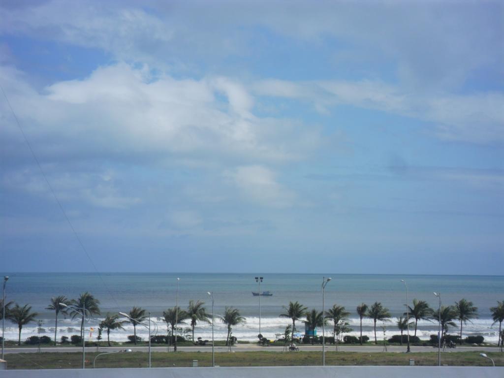 Danang Beach Hotel Exterior photo